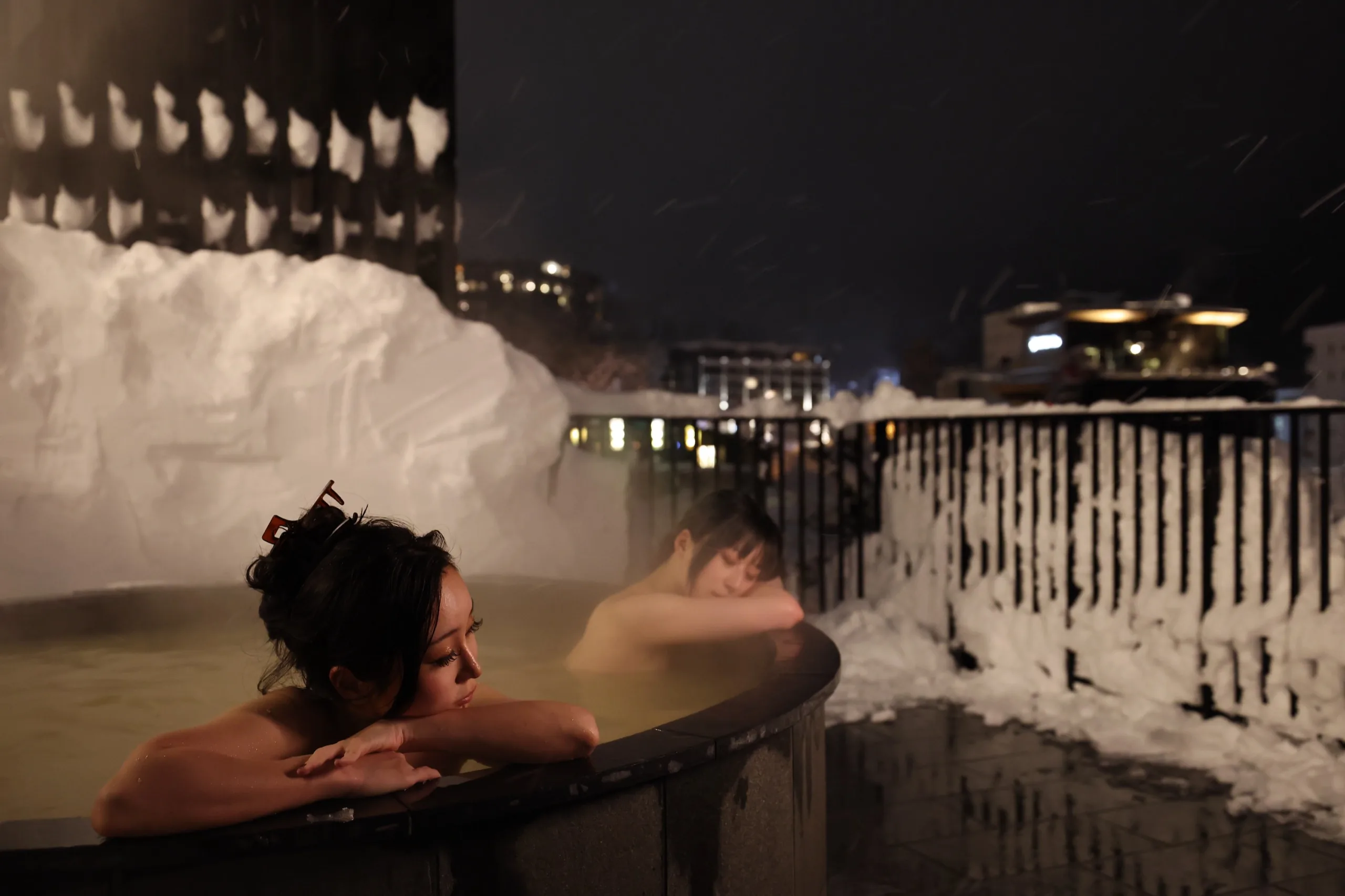 Outdoor onsen in snow